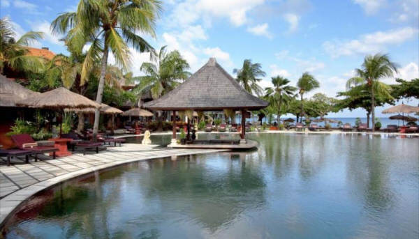 Bali family accommodation - Keraton Jimbaran Resort