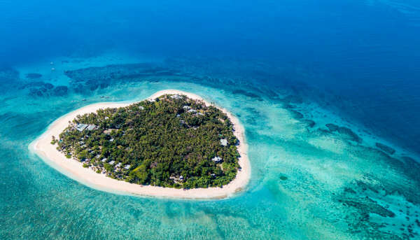 Fiji island accommodation - Tavarua Island Resort