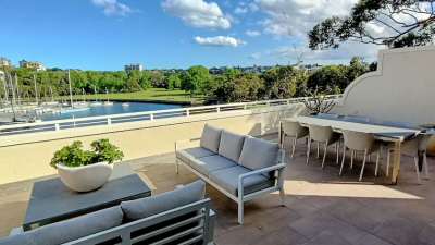 Stayz Sydney - Absolute Waterfront