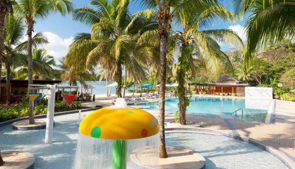 Holiday Inn Resort Vanuatu  family packages